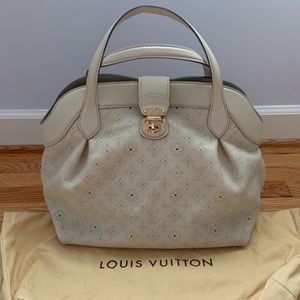 Louis Vuitton Cirrus Mahina Creme Leather Handbag